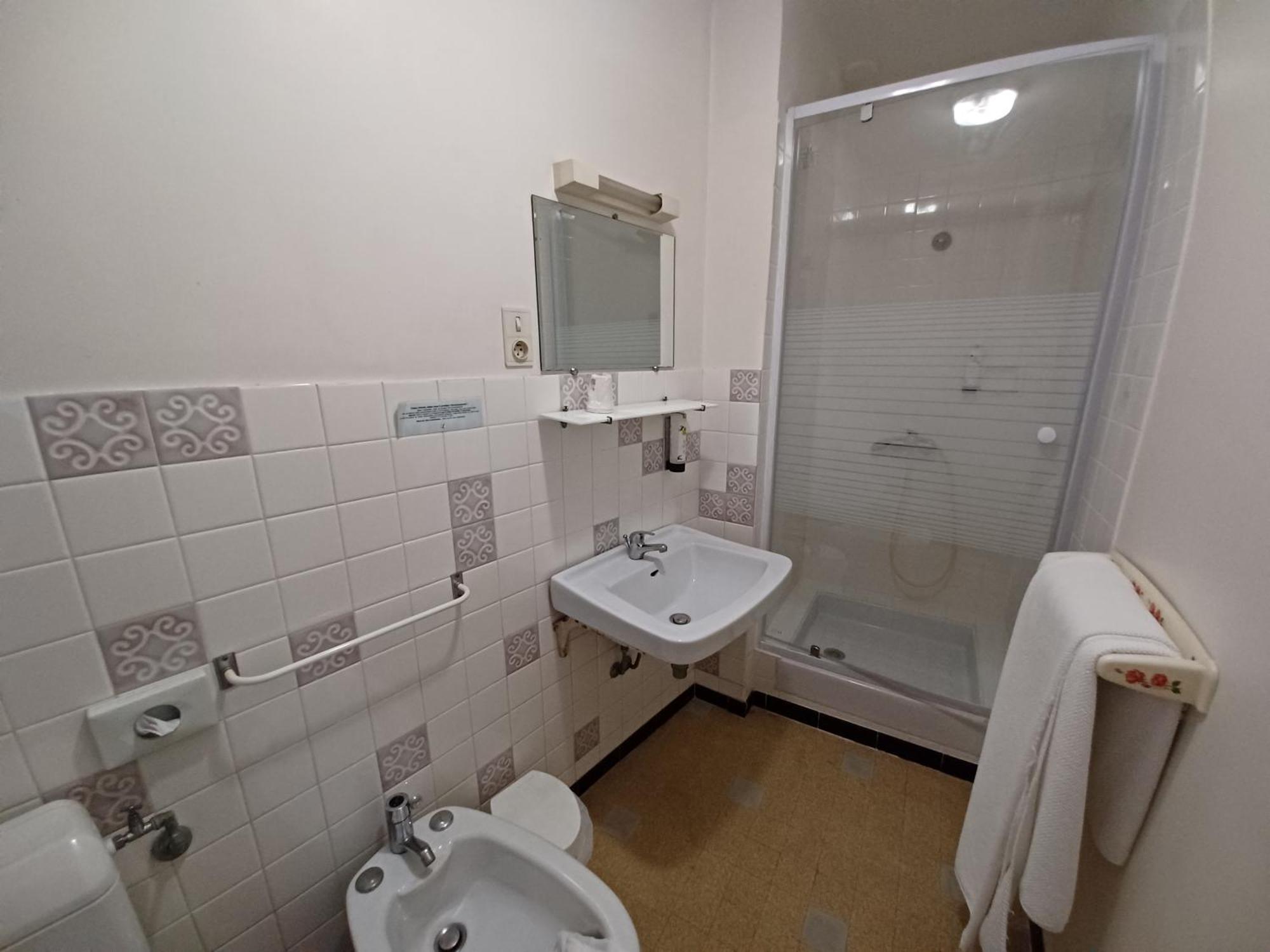 ברז'ול Logis Hotel Du Pont D'Or מראה חיצוני תמונה